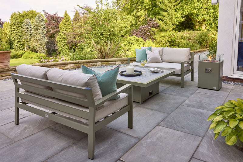 Tutbury Dual-Height Table with two Sofas