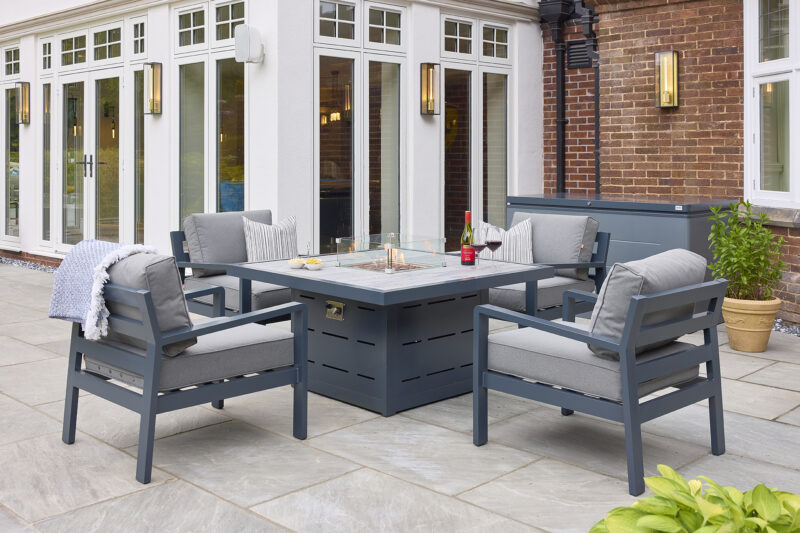 Tutbury Firepit Table with Chairs