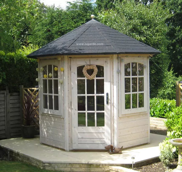 P83 Summerhouse