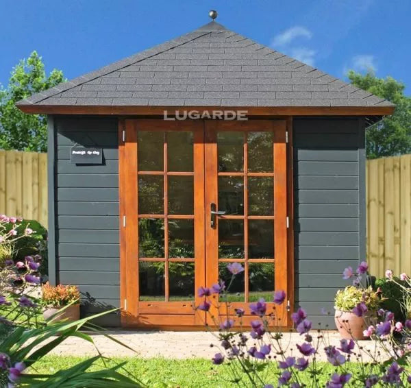 P43 Summerhouse