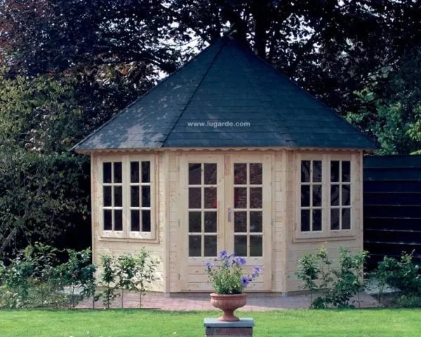 P896 Summerhouse