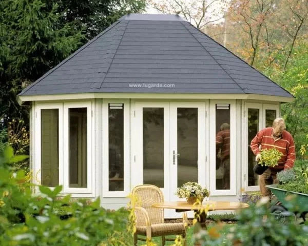 P891 Summerhouse