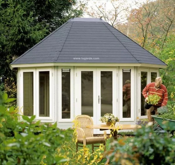 P891 Summerhouse