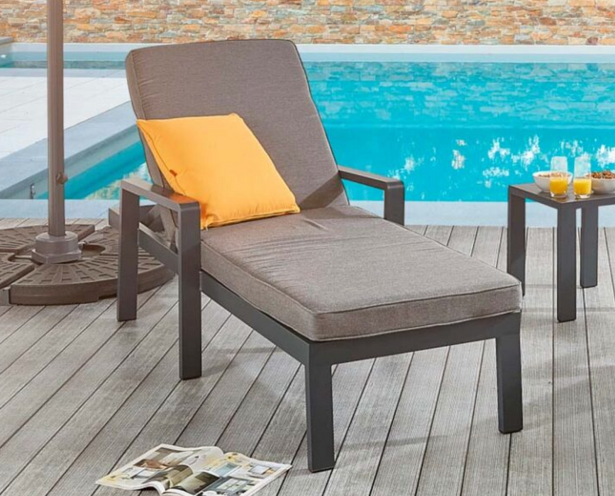 Tutbury Garden Lounger